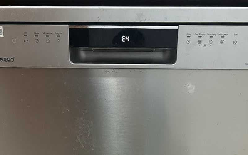 máy rửa bát báo lỗi E4