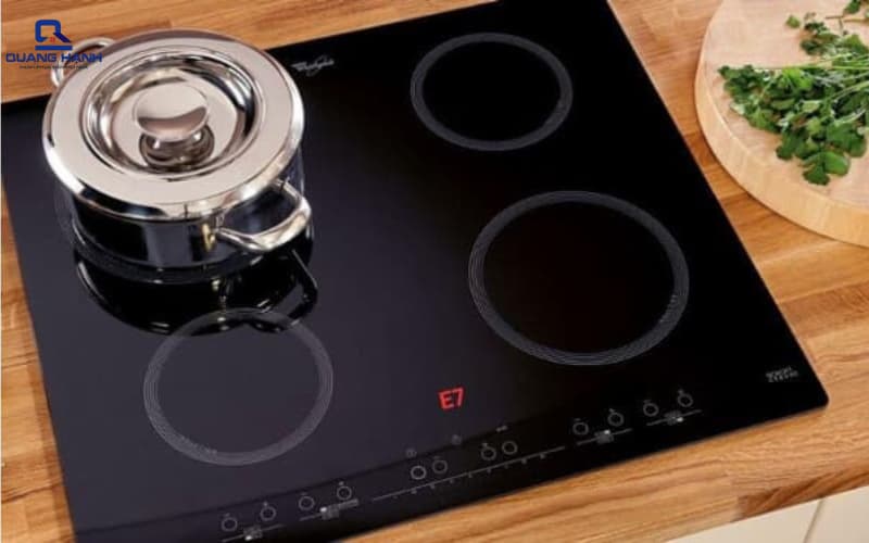 Lỗi E7 bếp từ