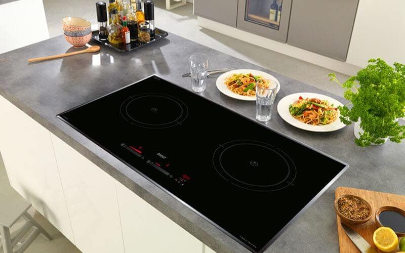Bếp từ báo lỗi f4