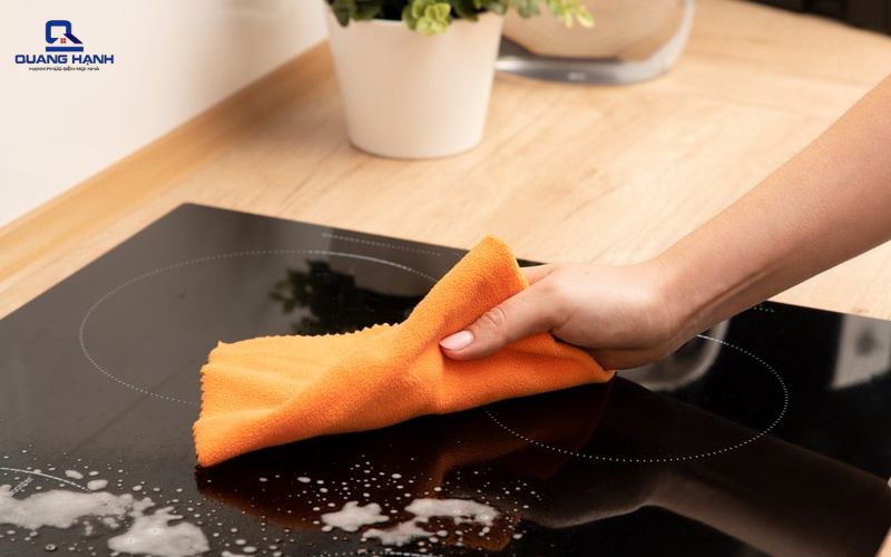 Bếp từ báo lỗi H