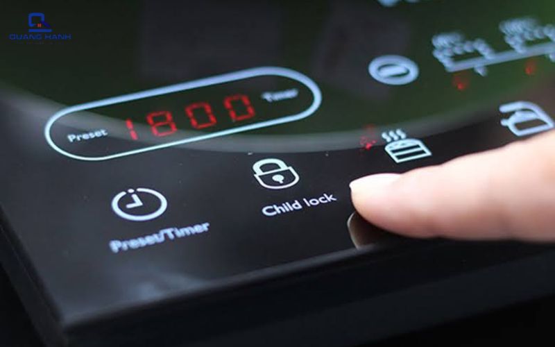 Bếp từ bị liệt cảm úng