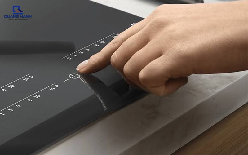 Bếp từ bị liệt cảm úng