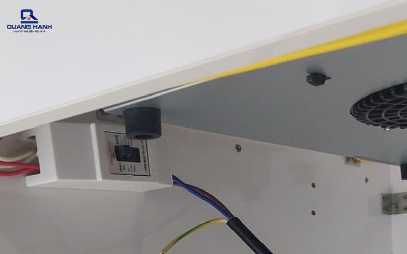 bếp từ bị nhảy aptomat 