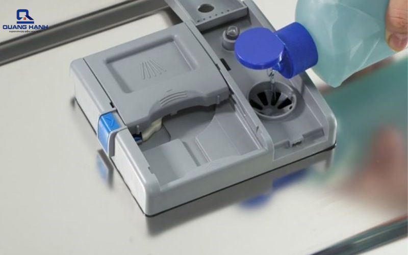 Các loại chất tẩy rửa dùng cho máy rửa bát
