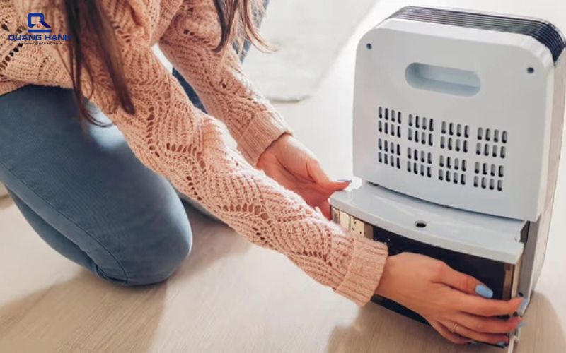 Có nên mua máy hút ẩm