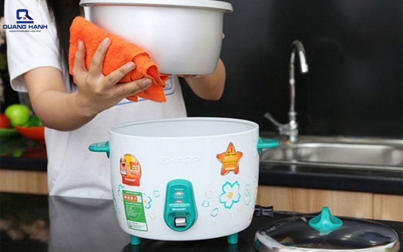 Nồi cơm điện ở chế độ hâm qua đêm có tốn nhiều điện không