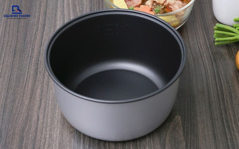 Nồi cơm điện pensonic của nước nào