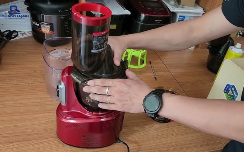 Sử dụng máy ép trái cây Kuvings