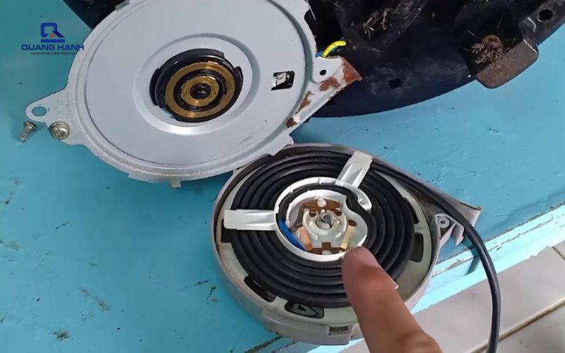 cách tháo lắp nồi cơm điện