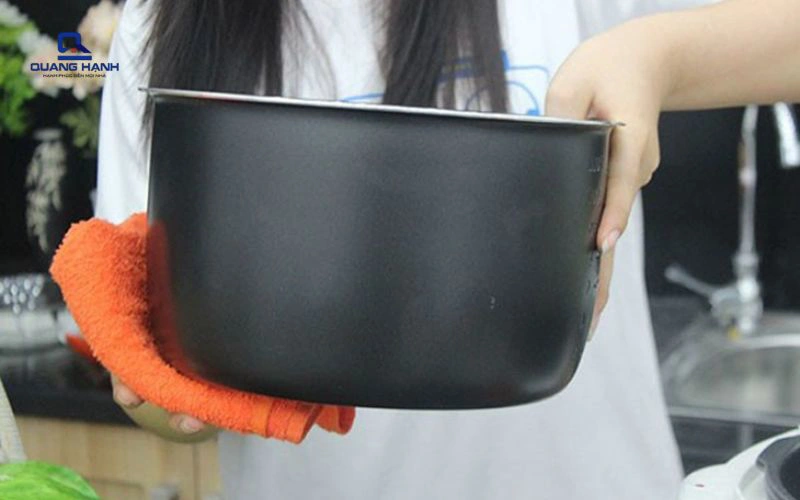 Hướng dẫn cách sử dụng nồi cơm điện Mishio