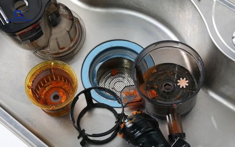máy ép chậm và máy ép nhanh