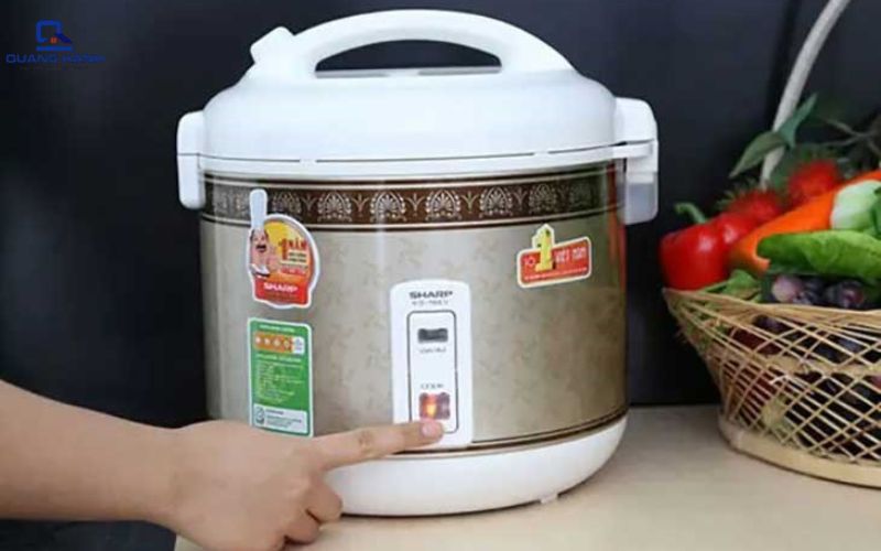 nồi cơm điện bị hư chỉ sau thời gian ngắn sử dụng