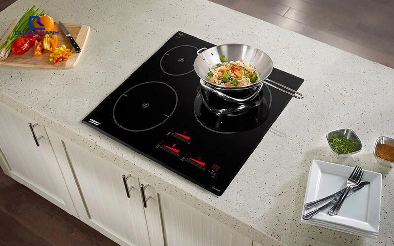 so sánh bếp từ bosch và chefs