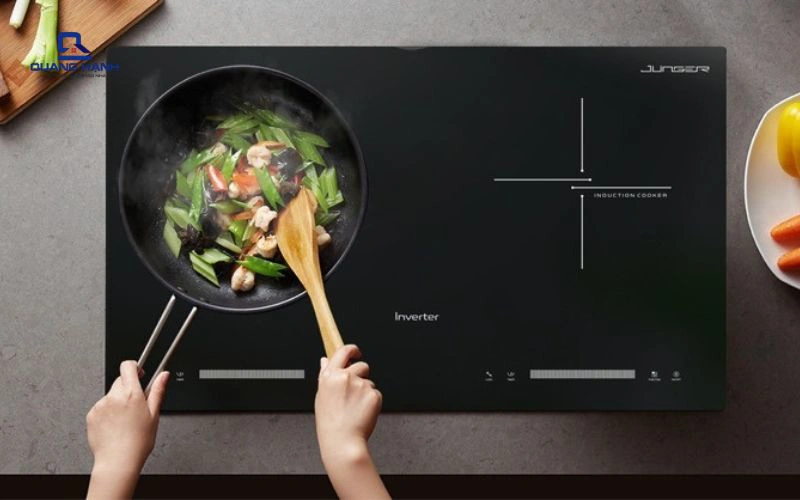so sánh bếp từ bosch và junger
