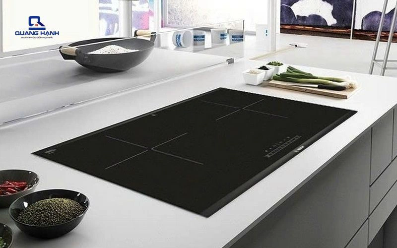 so sánh bếp từ bosch và panasonic 1