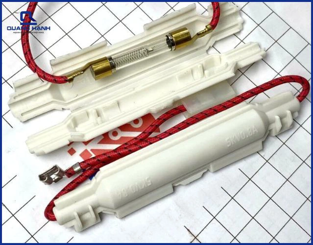 Cầu chì cao áp lò vi sóng là gì?