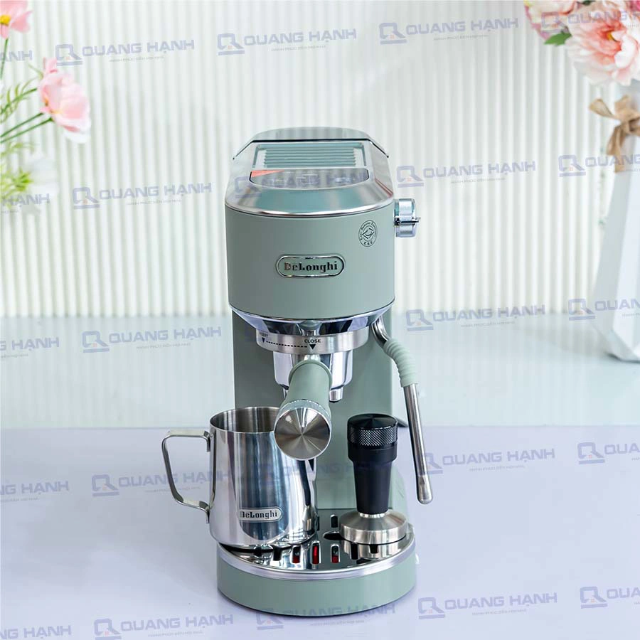 /Upload/avatar/content-2026-1/may-pha-ca-phe-delonghi-ec890-3.webp