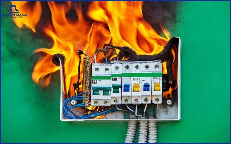 nồi cơm điện không vào điện
