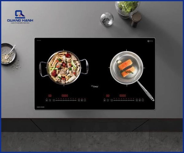 so sánh bếp từ bosch và canzy