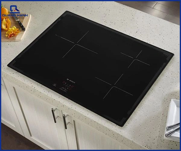 So sánh bếp từ Bosch và Lorca