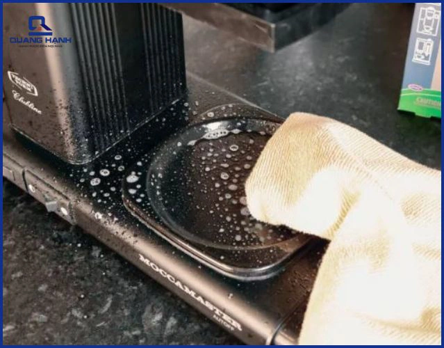 Tẩy cặn máy pha cà phê là gì?