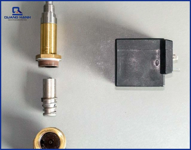 Cấu tạo van điện từ máy pha cà phê