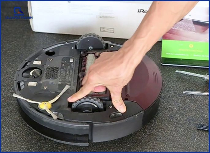 Cấu tạo robot hút bụi gồm những bộ phận nào? Chi tiết 4