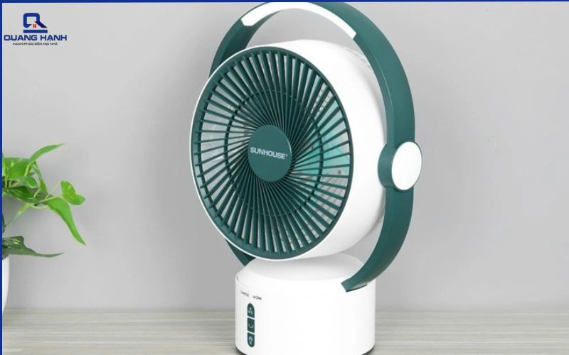 cách thay pin quạt tích điện