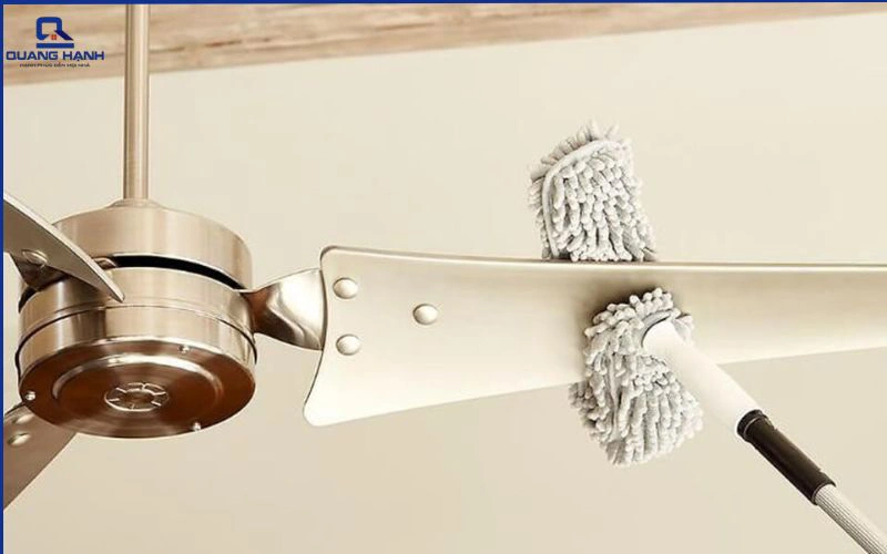 có nên bật quạt trần qua đêm hay không