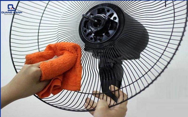 Hướng dẫn cho trẻ nằm quạt đúng cách