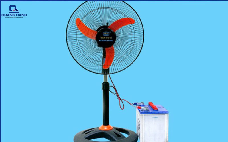 ​​nên mua quạt tích điện hay quạt ắc quy