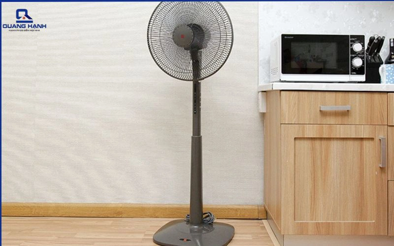 quạt điện hãng nào tốt