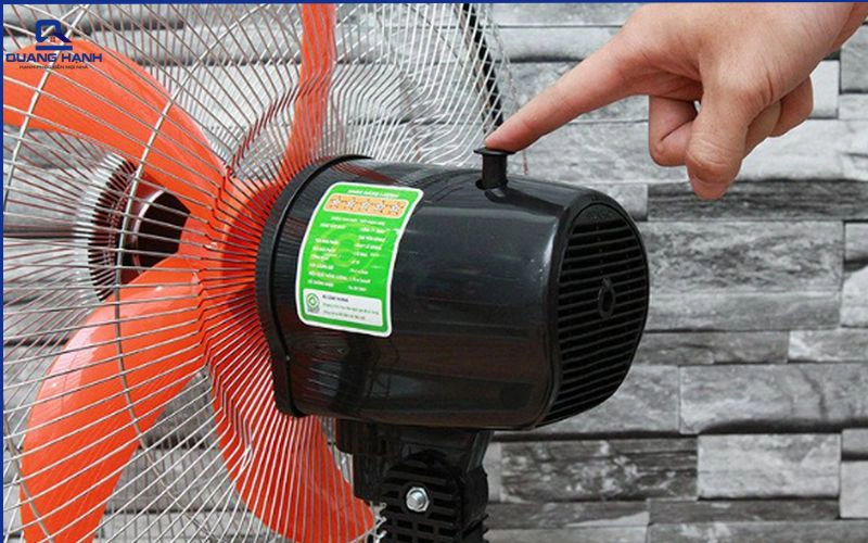 cascg tra dầu vào quạt