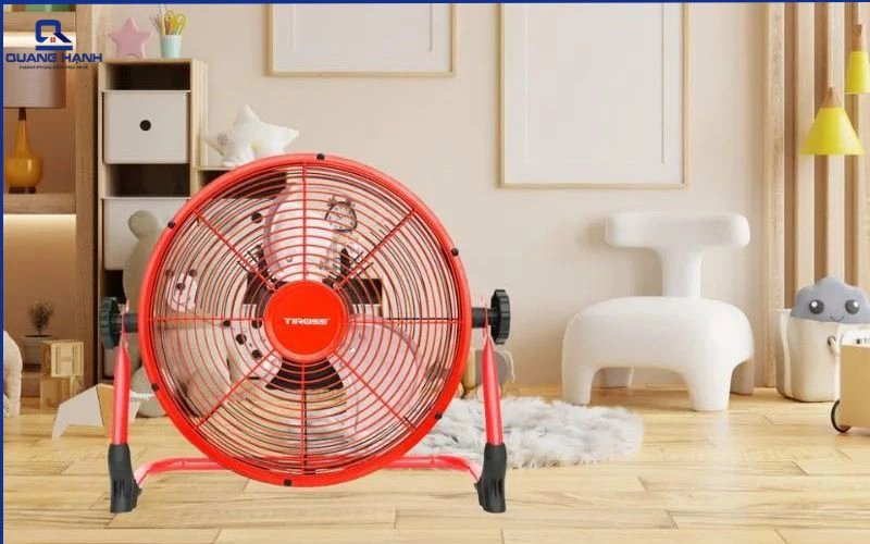 ​​​​quạt sạc điện hãng nào tốt