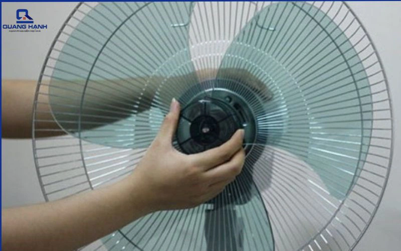 sự cố khi sử dụng quạt điện