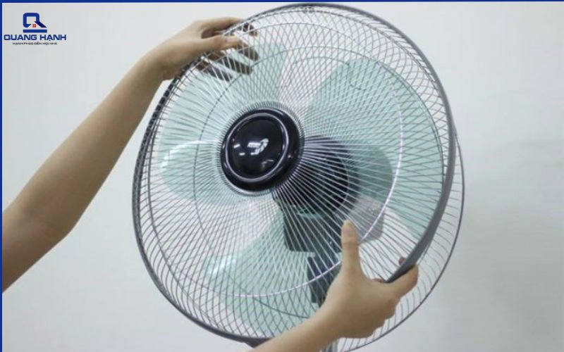 vệ sinh quạt để bàn