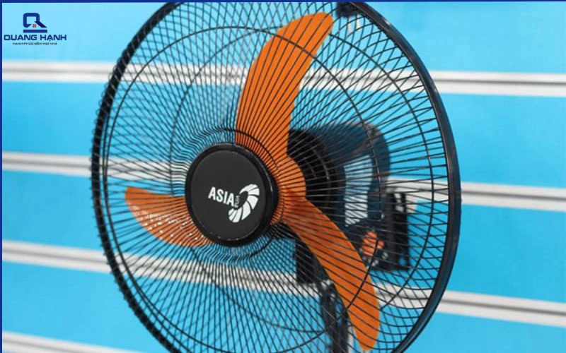 vệ sinh quạt treo tường