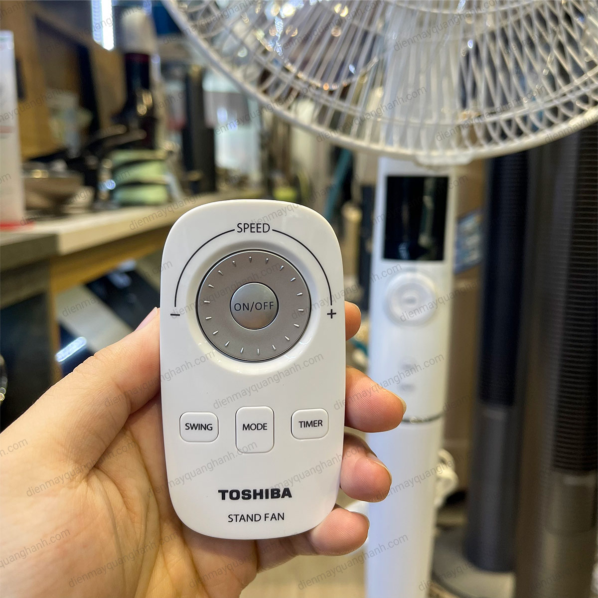 Quạt đứng Toshiba F-LSD30(W)VN 6609 7