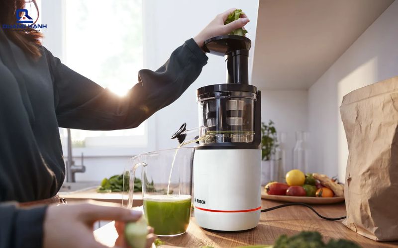 Máy ép chậm đáng mua Bosch MESM500W