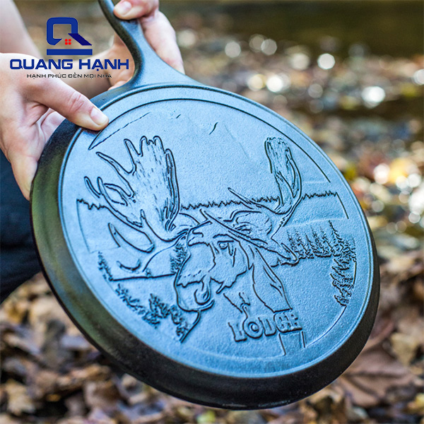 Chảo gang Lodge 26 cm đáy hình nai QH7140