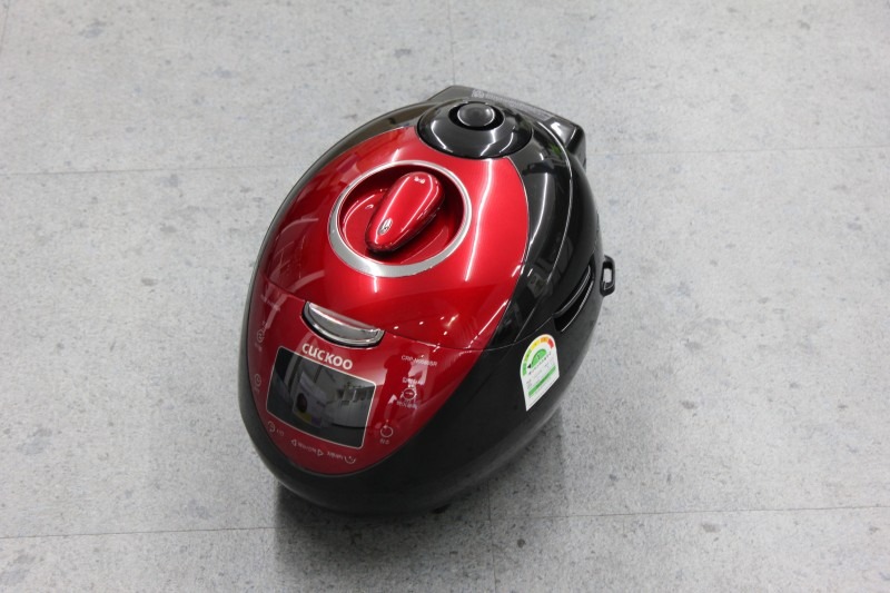 nồi cơm điện tử áp suất CRP-N0680SR