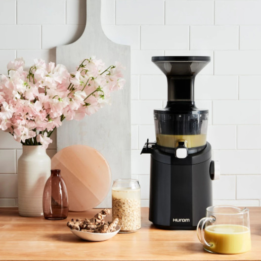 Máy ép chậm Hurom H101