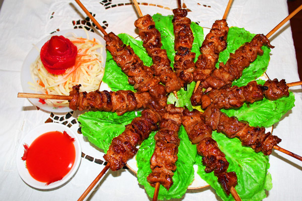 lò nướng Sanaky VH-109N