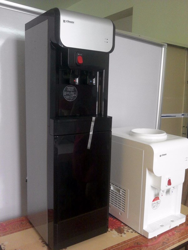 Cây nước nóng lạnh Clover B19A