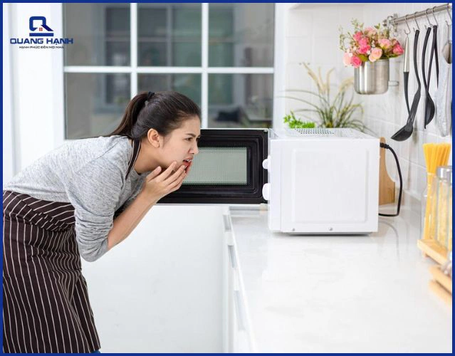 Lò vi sóng bị kêu có phải dấu hiệu hư