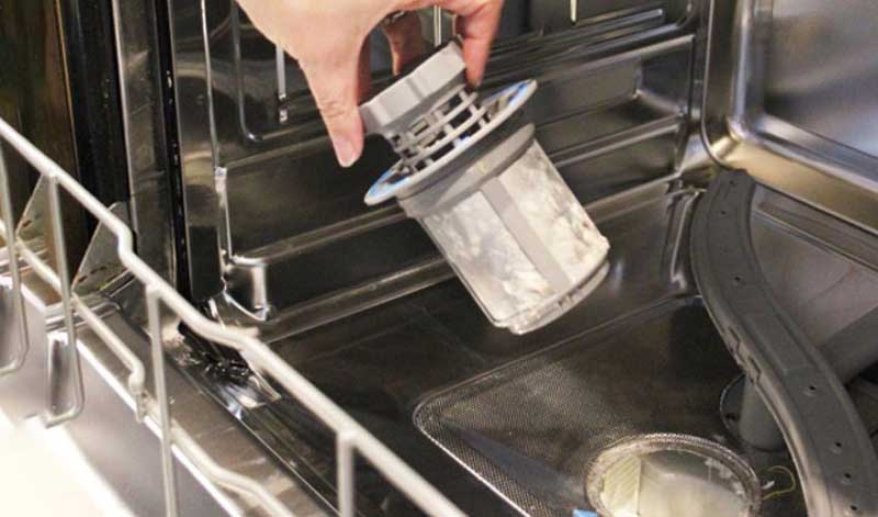 Vệ sinh bộ lọc máy rửa bát