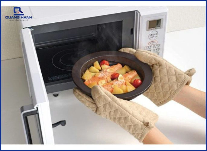 Những lưu ý khi luộc khoai bằng lò vi sóng