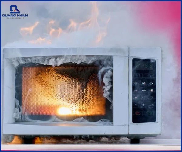 Lò vi sóng quá nóng khi hoạt động