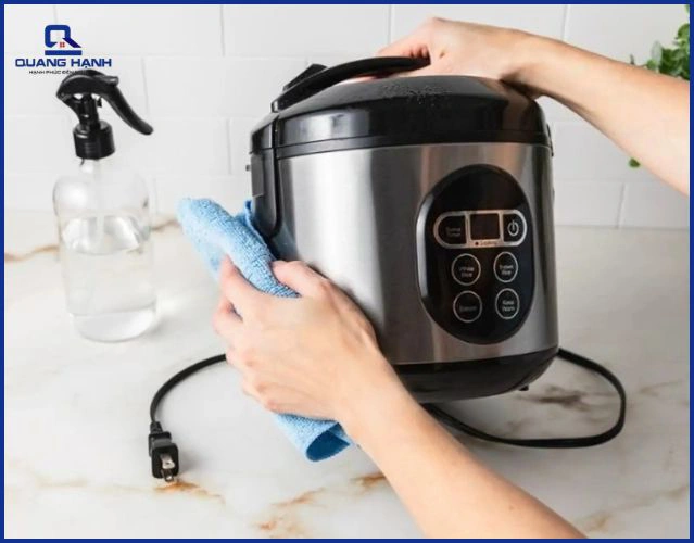 Cách vệ sinh và bảo dưỡng nồi cơm điện