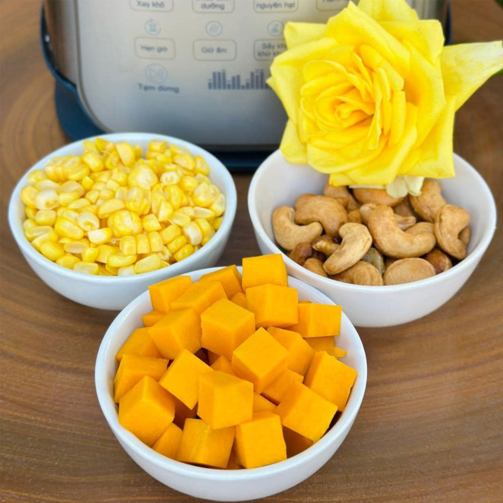 Sữa bí đỏ ngô ngọt hạt điều